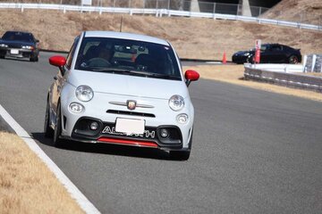 
              富士スピードウェイ　走行会　2025